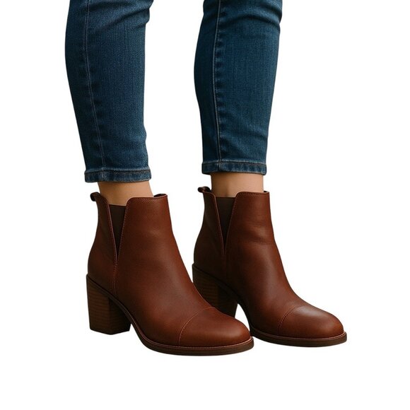 Toms Shoes - Toms Esme Leather Chelsea Boots Burnt Henna Size 7.5